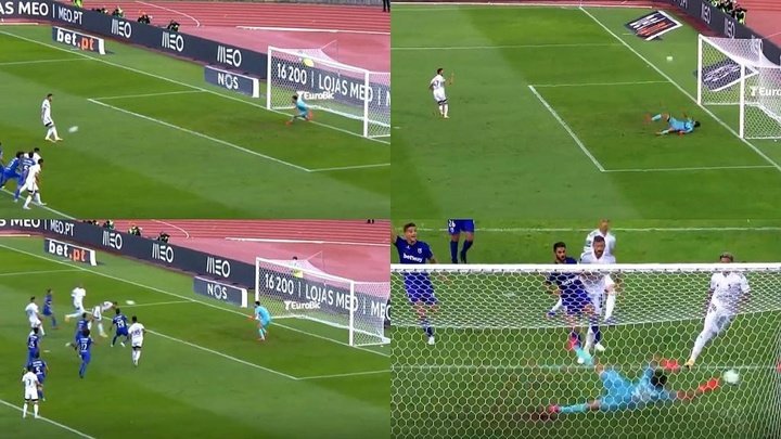 El colista de Portugal expedienta a un jugador por tirar un penalti 'a lo Panenka' y fallarlo