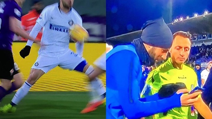 El Fiore-Inter acabó con Gagliardini enseñando al árbitro el no penalti con un móvil