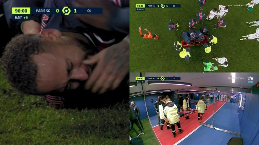 Neymar, entre lágrimas y en camilla. Captura/Vamos