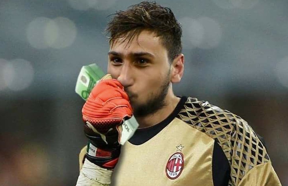 Donnarumma has been accused of looking for a big pay day. Twitter/gazzetadelmilan