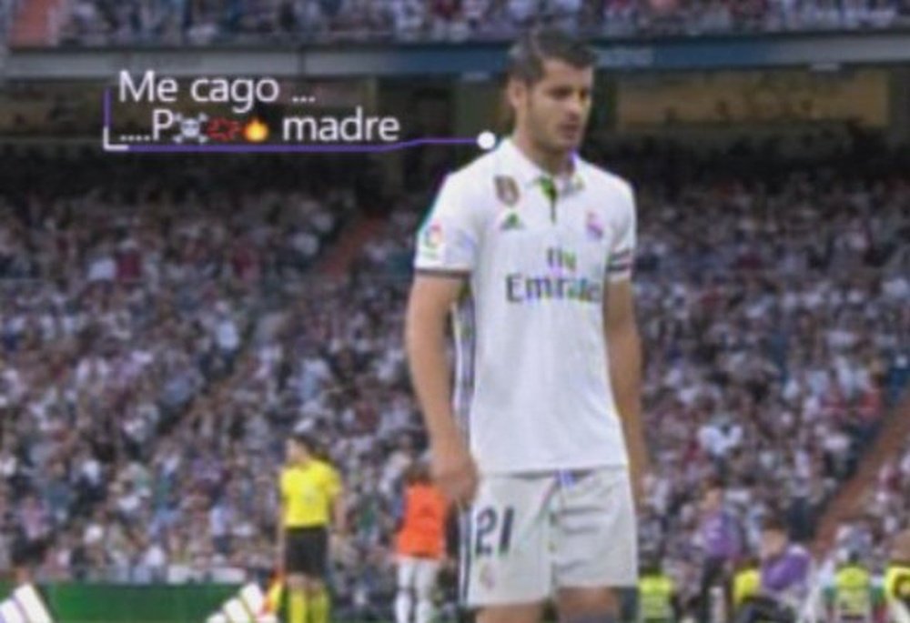 Morata, muy enfadado tras el cambio ante el Sevilla. Cuatro
