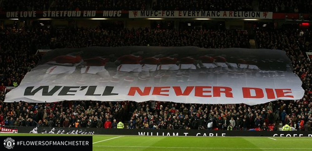 Manchester United conmemorates 62 years since Munich Air disaster. Twitter/ManUtd