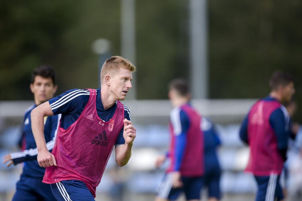 El Oviedo arrancó la semana con los entrenamientos. Twitter/RealOviedo