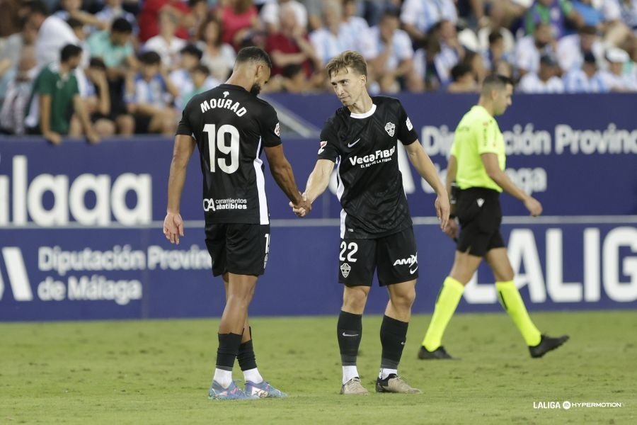 El Elche impone su ley en La Rosaleda