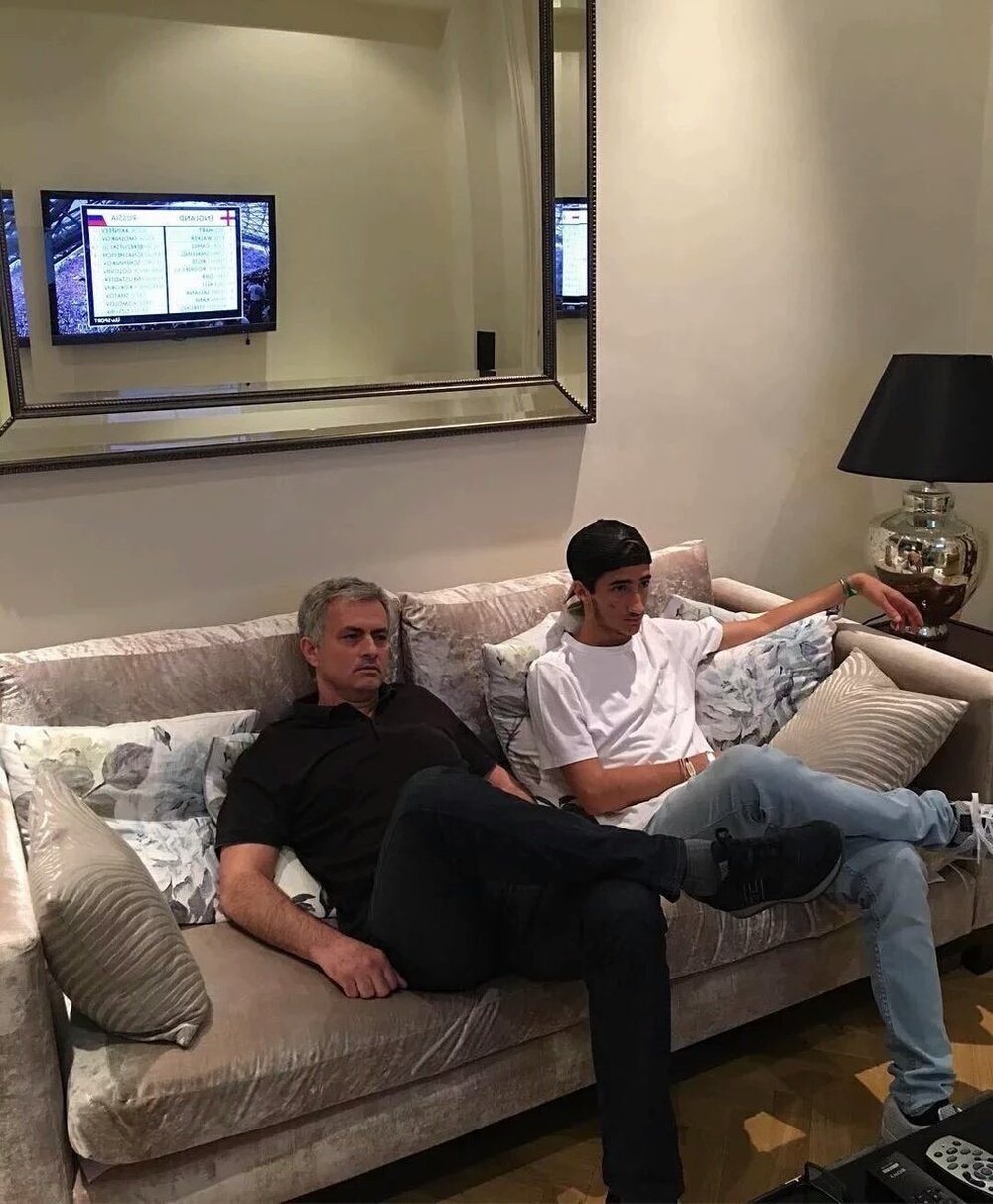 El hijo de Mourinho quiere seguir los pasos de su padre. Instagram @JoséMourinho