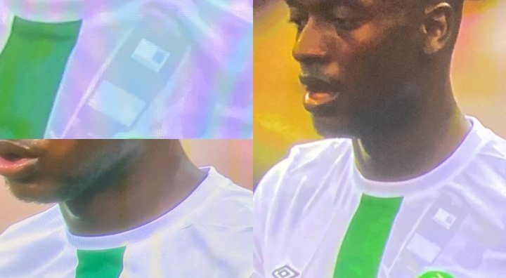 Le Sierra-Léonais Bundu a oublié d'enlever l'étiquette de son maillot contre la Côte d'Ivoire