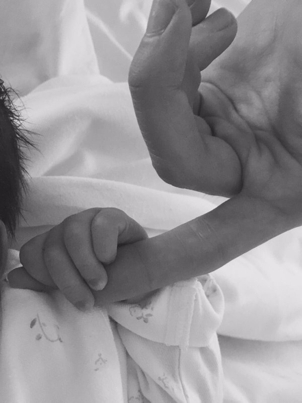 Nace la segunda hija de Bale, Nava Valentina Bale. GarethBale