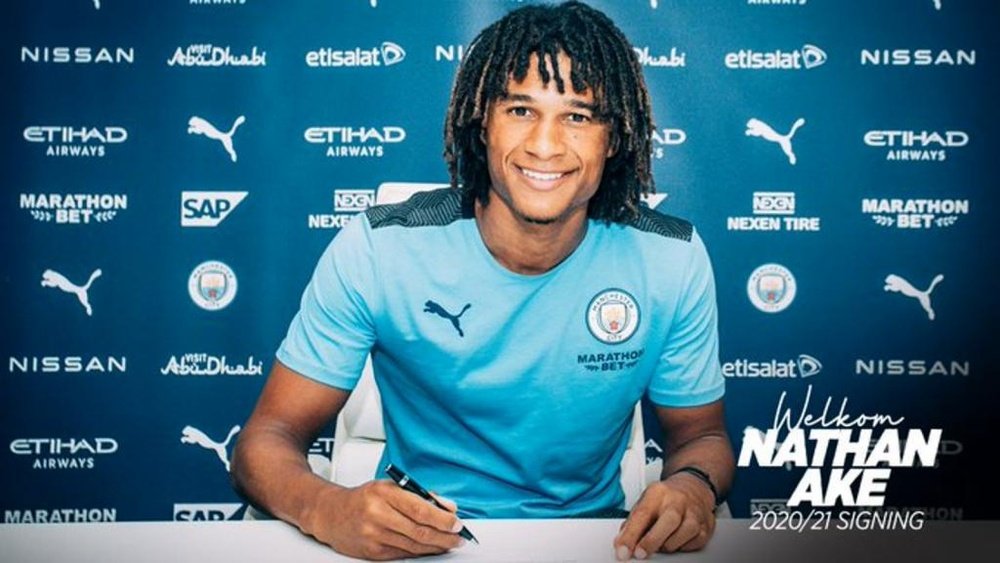 OFICIAL: el Manchester City ficha a Nathan Aké. ManCity