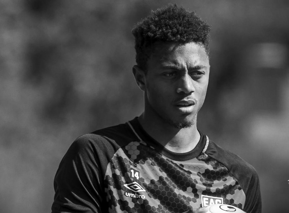 C’est un triste jour pour l’En Avant de Guingamp qui vient de perdre son attaquant. Guingamp