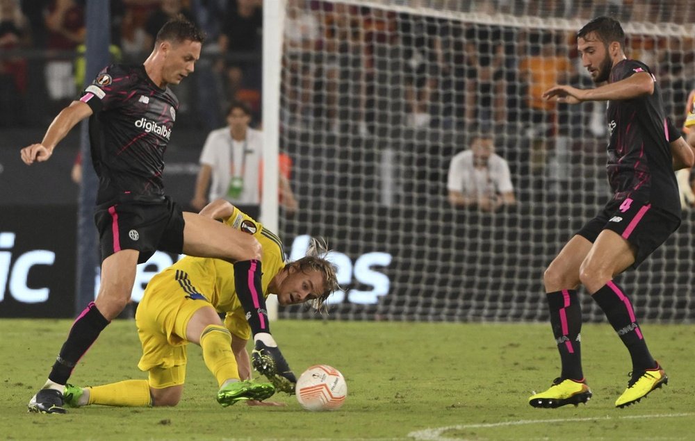 Así se ha gestado el inesperado divorcio entre Matic y la Roma. BeSoccer