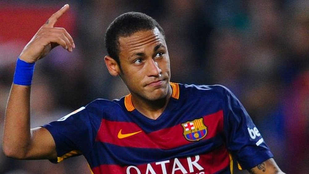 Neymar se convertirá en el tercer jugador mejor pagado del mundo. Twitter.