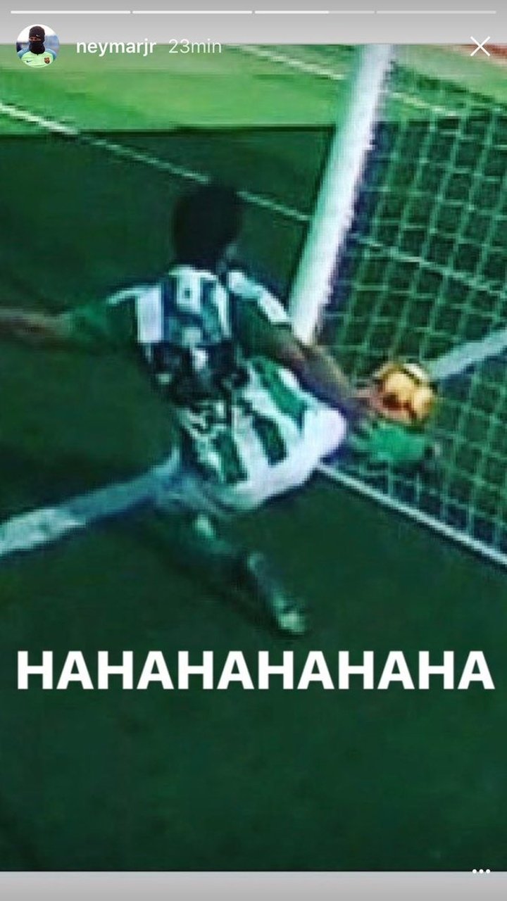 Neymar se 'ríe' del gol fantasma en Instagram