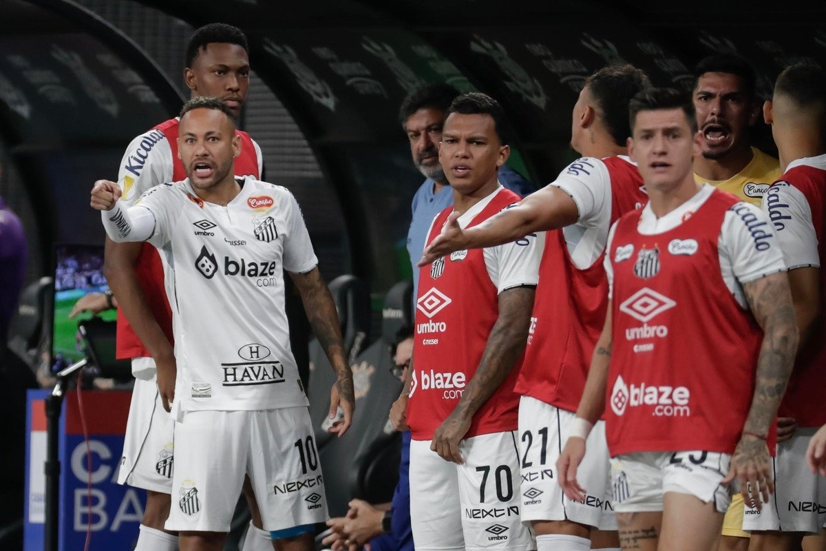 Con Neymar en el banco, Santos se despide del Paulista