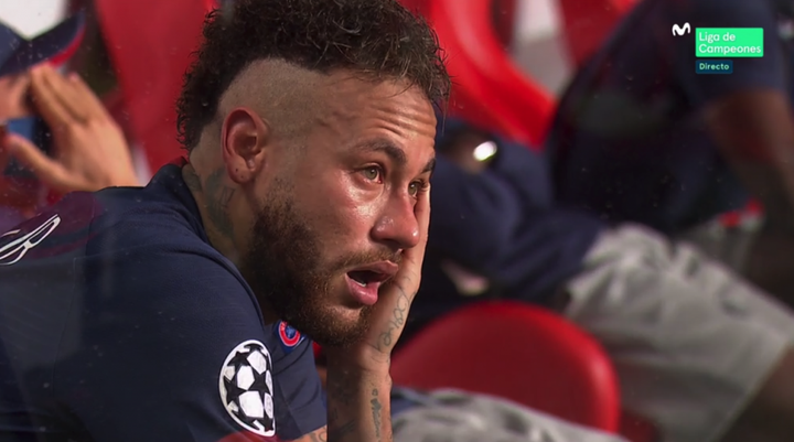 Neymar cries inconsolably after losing Champions League final