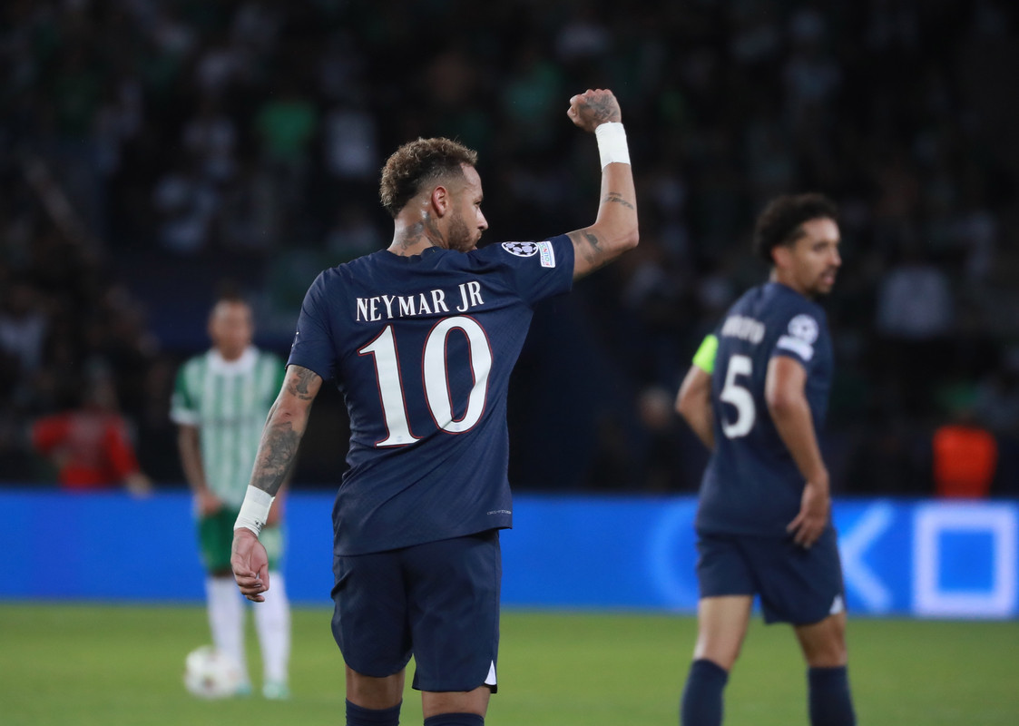 Messi, Mbappé y Neymar transforman la polémica en una orgía de goles