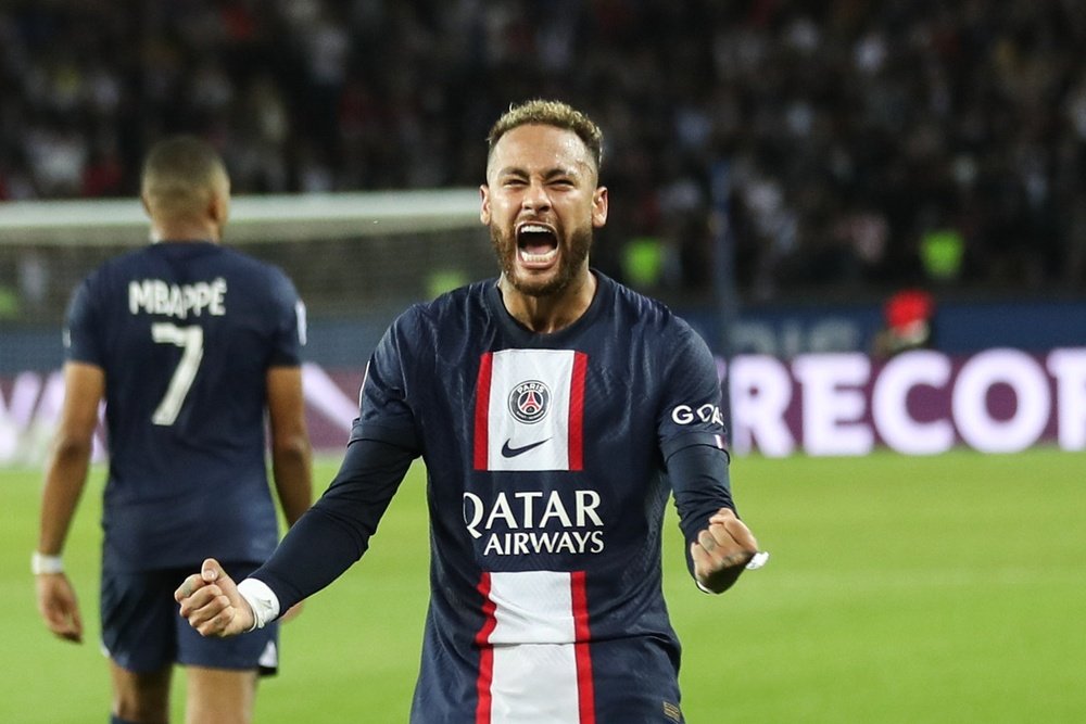Neymar celebra um gol contra o OM na Ligue 1 2022-23.EFE
