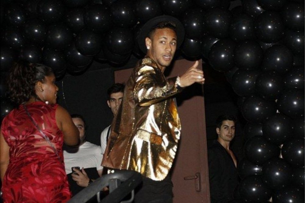 Neymar will continue his eccentric lifestyle in Paris. Twitter