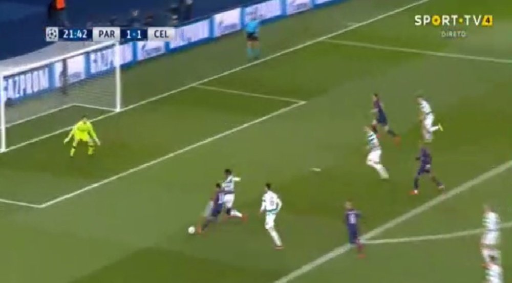 Neymar slotted home after a classy one-two. SportTV4