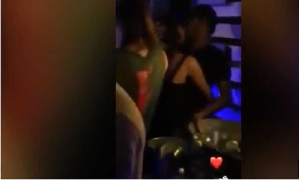 Neymar, pillado junto a Bruna Marquezine. Captura/Twitter