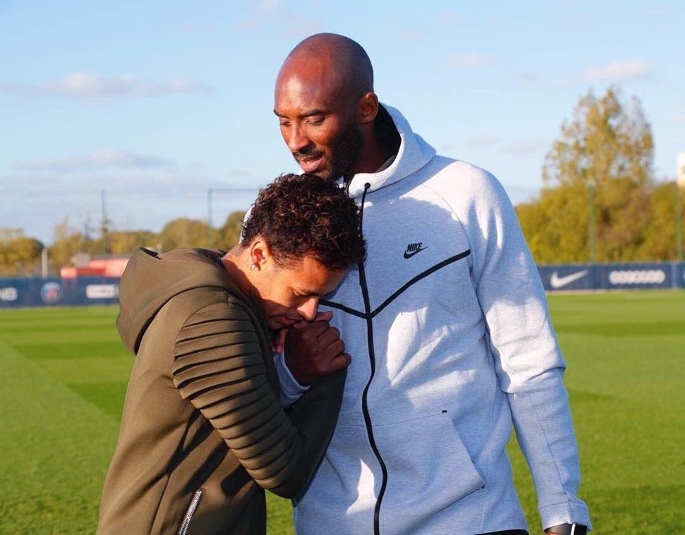 Kobe Bryant perdió la vida. Twitter/NeymarJr