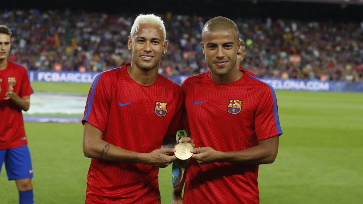 Reconocimiento a Neymar y Rafinha por su oro en los Juegos