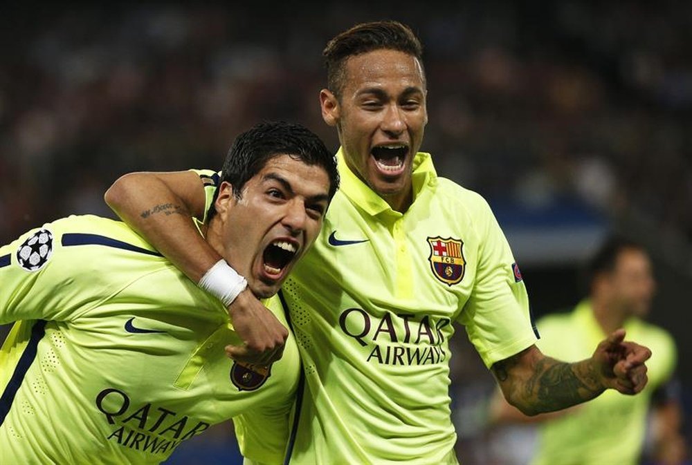 The Barcelona team wanted to help sign Neymar. EFE