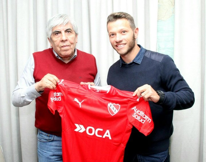 Nicolás Domingo firma con Independiente