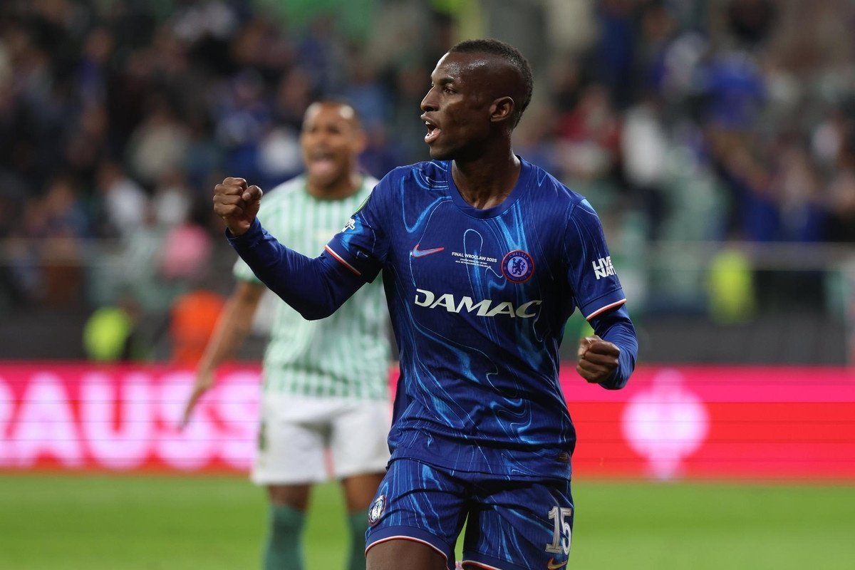 Nicolas Jackson is said to have no intention of leaving English football. EFE