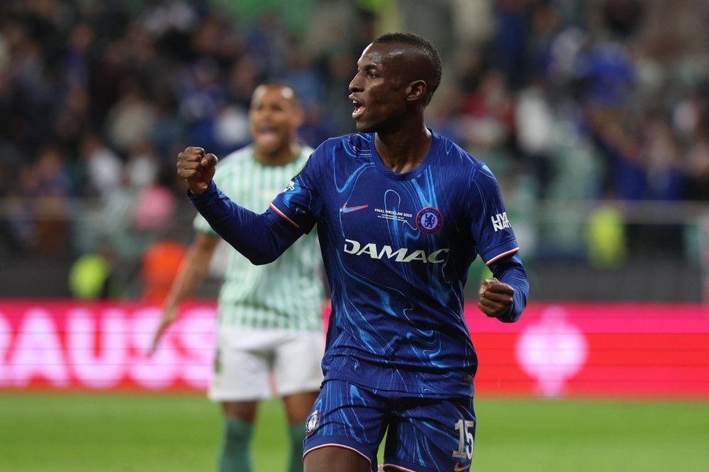 Nicolas Jackson is said to have no intention of leaving English football. EFE