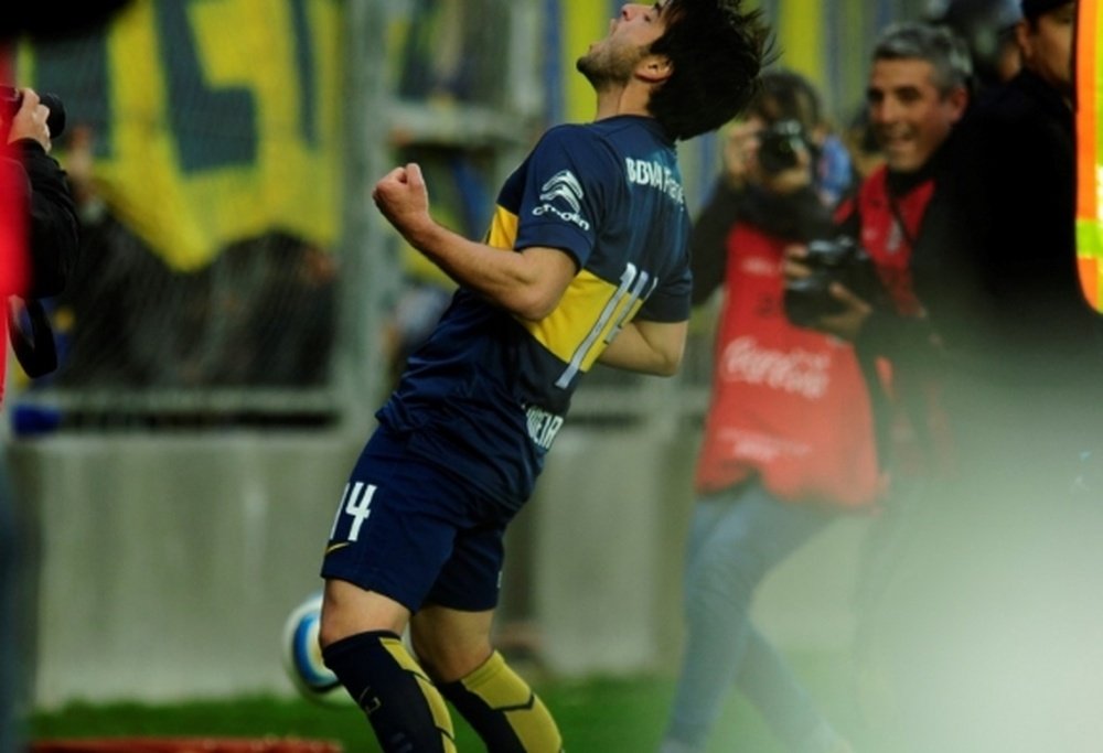 Nicolás Lodeiro celebra el primer gol de Boca a Lanús en semifinales de la Copa Argentina. BocaJuniors