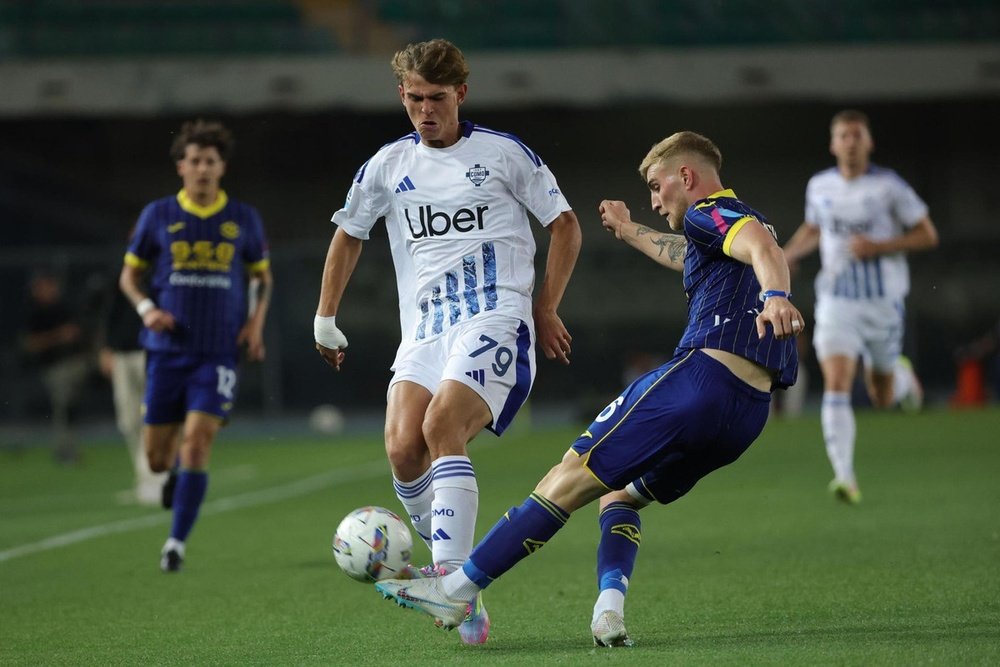 Nico Paz is expected to return to Real Madrid next summer. EFE