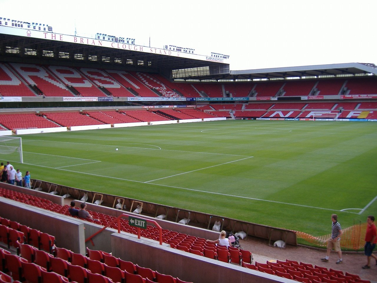'Promotion or nothing' - ambitious target from Forest owner