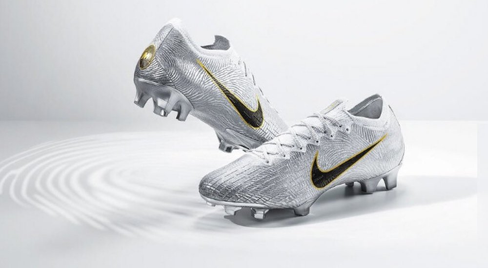 The boots made by Nike in honour of Modric's Ballon d'Or win. ABCDEFUTBOL