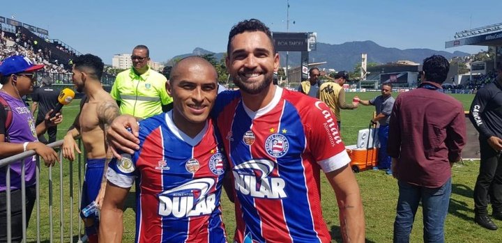 Nino Paraíba e Gilberto deixam o Vasco na 'zona da confusão'