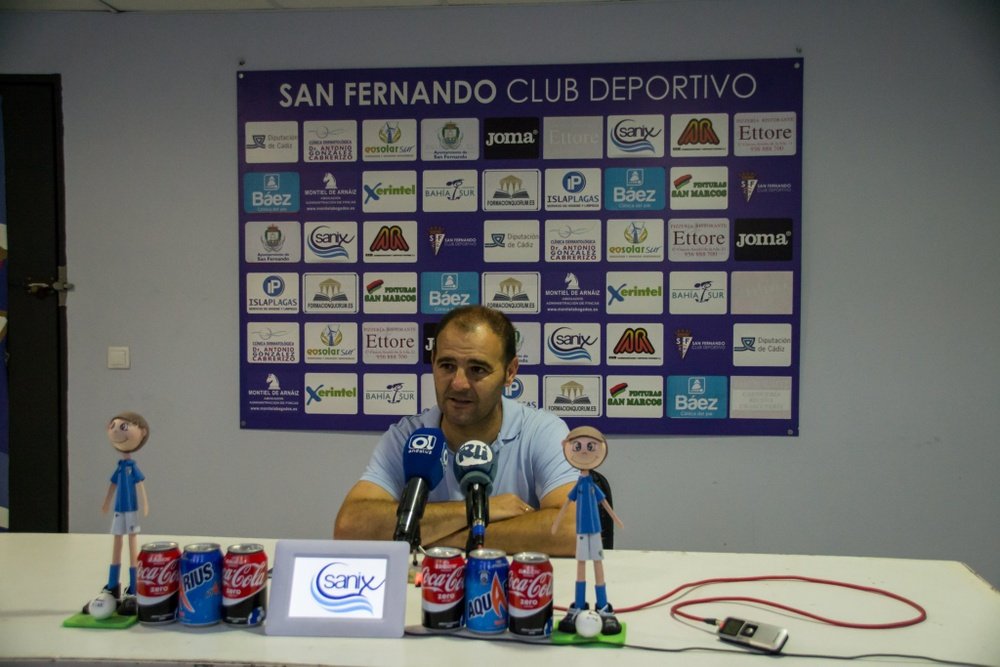 Ñoño Méndez consiguió ascender al equipo la pasada campaña. SanFernandoCD