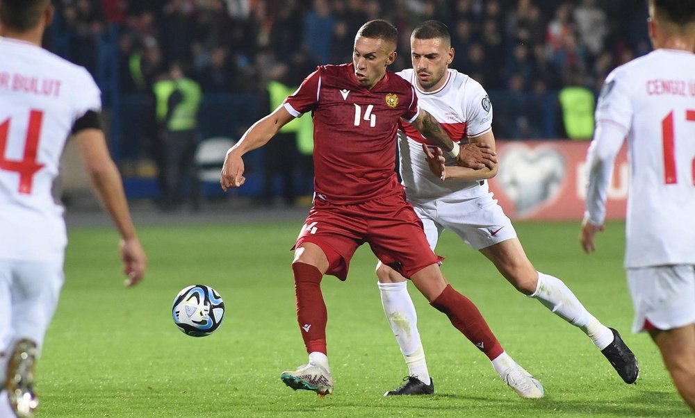 La Selección de Turquía venció por 1-2 a Armenia. EFE