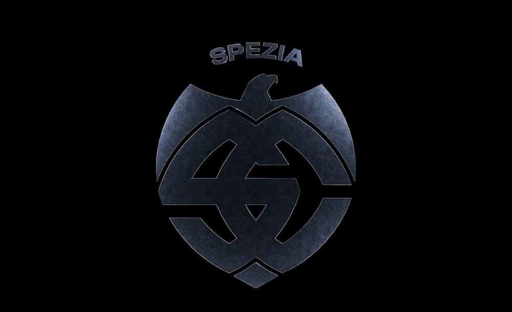 El Spezia cambió de escudo al principio de la temporada. Captura/SpeziaCalcio