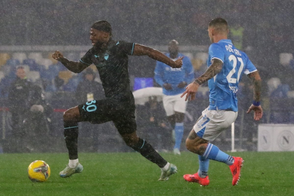 La Lazio aprieta la cima y se la entrega a la Atalanta