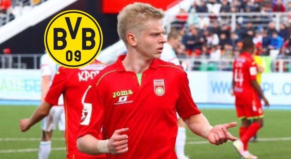 Oleksandr Zinchenko is set to move to Borussia Dortmund. Twitter