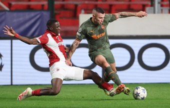 O Shakhtar Donetsk despertou a tempo para ensinar ao Antwerp o que é jogar na Liga dos Campeões, em uma partida em que os belgas perdoaram no último minuto.