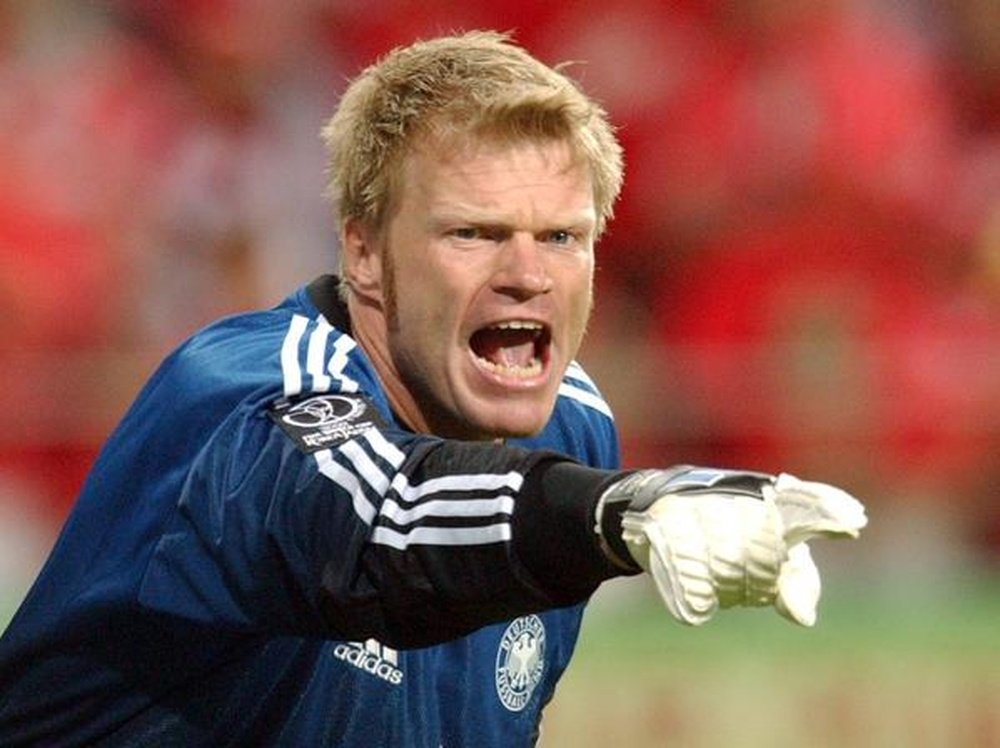 Oliver Kahn, one of the biggest gooalkeepers ever. Twitter