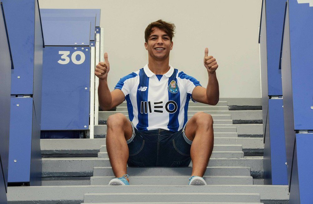 FC Porto vai acionar cláusula de opção de compra sobre Óliver Torres. Porto