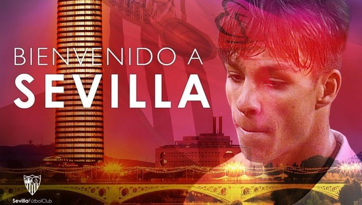 Sevilla sign Óliver Torres