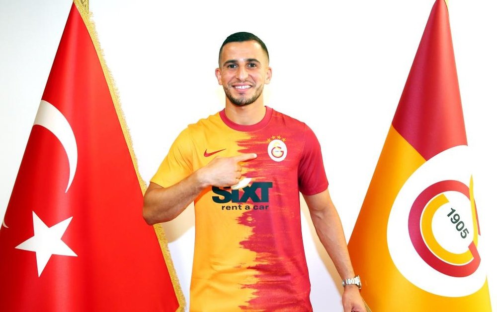 El Galatasaray se lleva a Omar Elabdellaoui. Twitter/GalatasaraySK