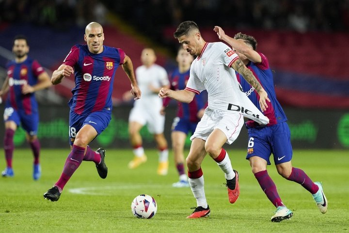El Barça le busca sustituto a Oriol Romeu, que quizá vuelva al Girona