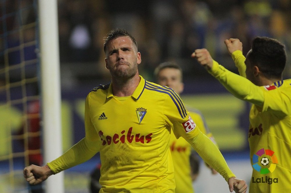 Ortuño celebra el gol de la victoria ante el Mirandés. LaLiga