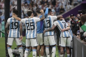 Argentinian football has been paralysed by the tragic news of Lautaro Ronchi. The Racing player is in a critical condition after being shot seven times in a shooting.
