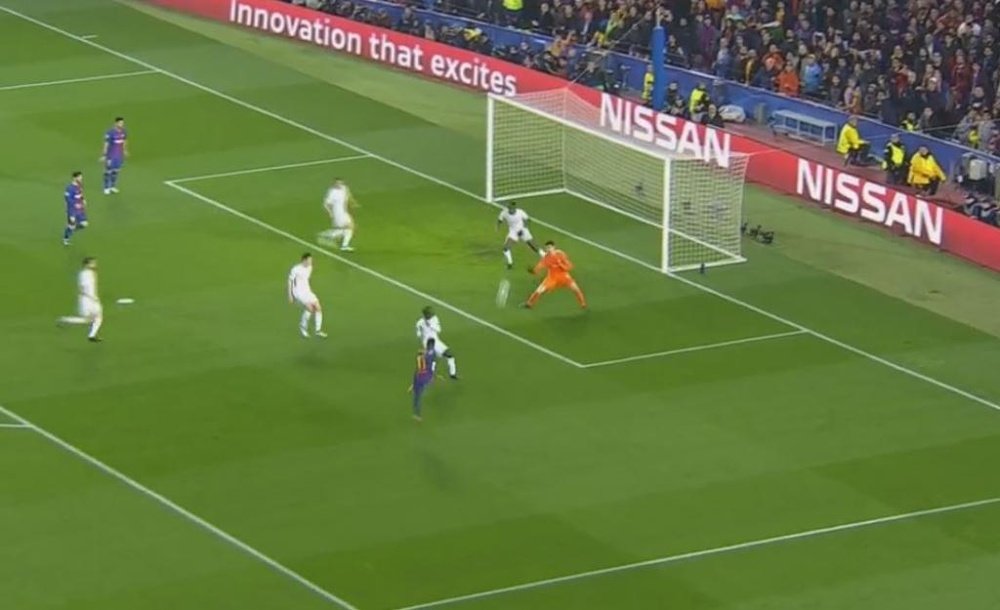 Dembele hit a powerful shot past Courtois to make it 2-0. Twitter