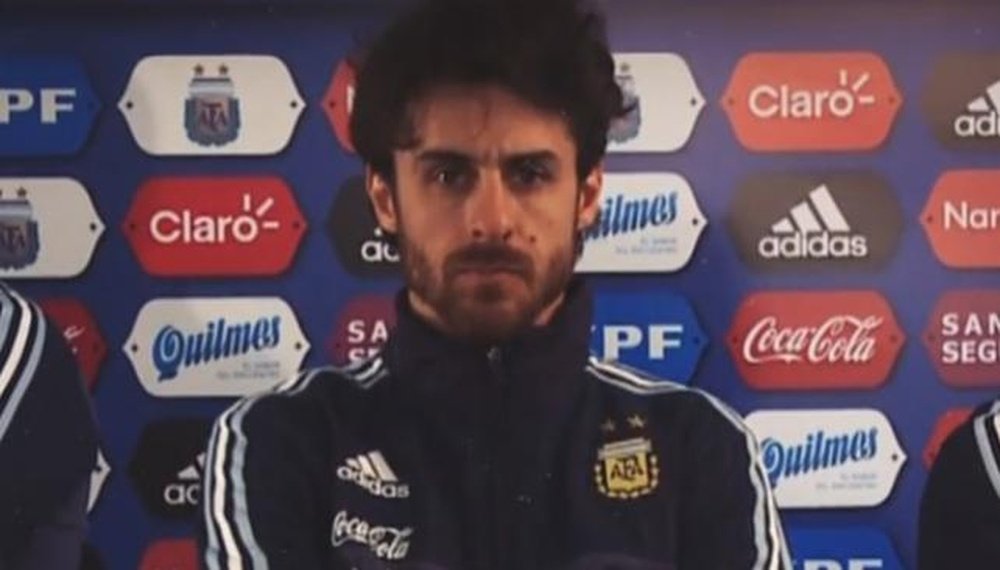 Aimar agora é técnico dos sub-17 da Seleção argentina. AFA