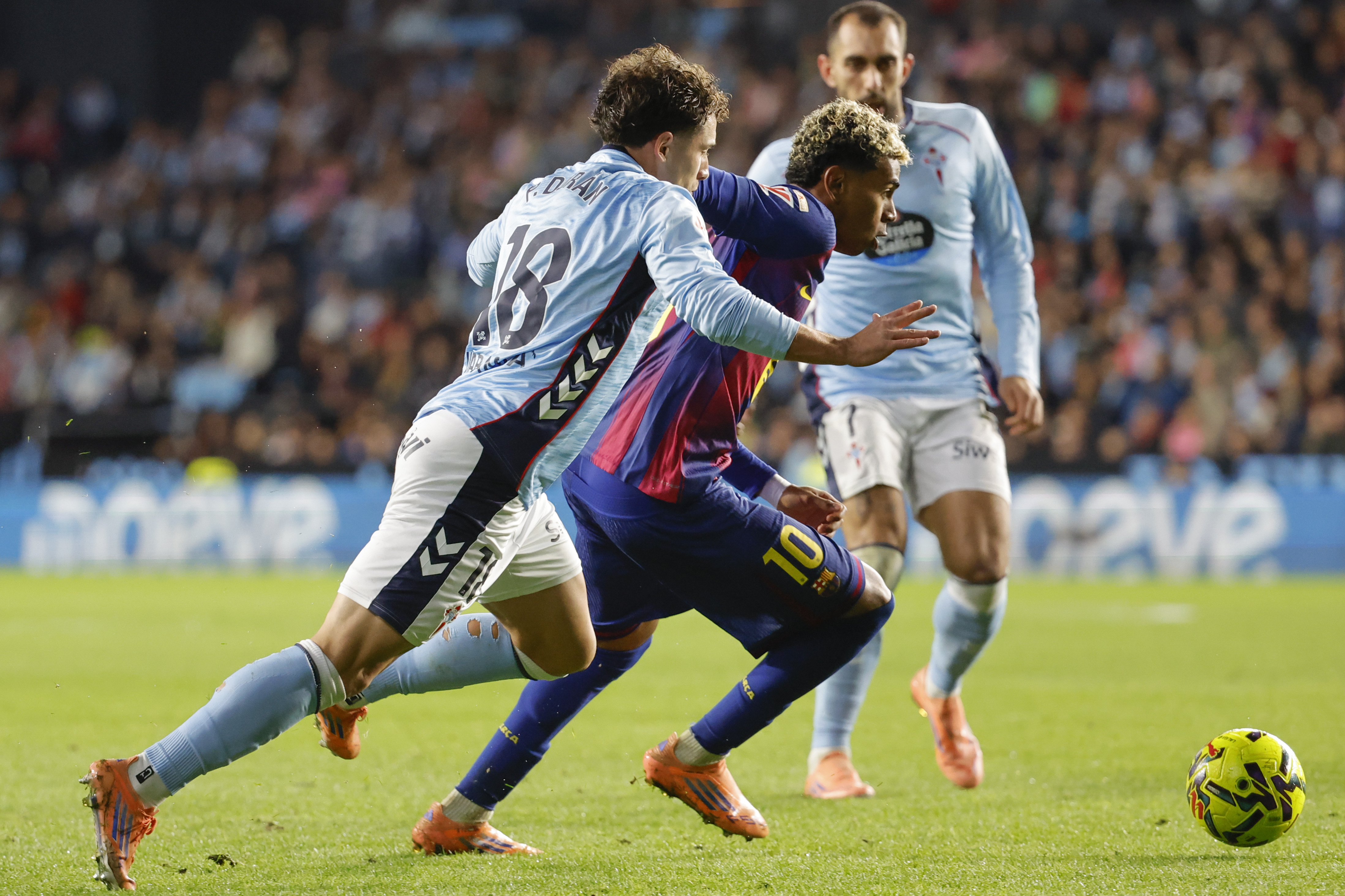 El Barcelona ganó 2-4 al Celta en Liga